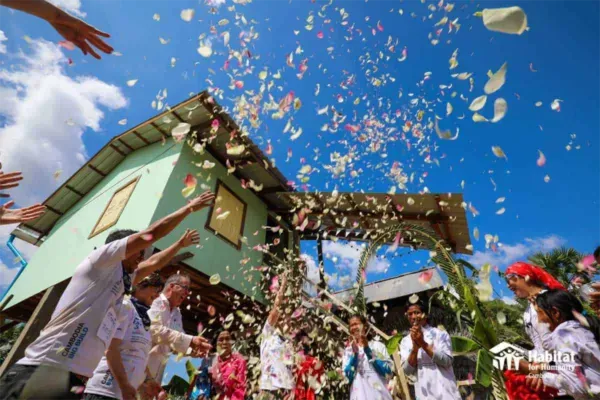 Habitat for Humanity Cambodia - Children celebrating