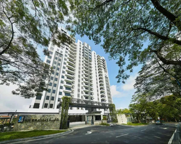 Sierramas Heights condominium