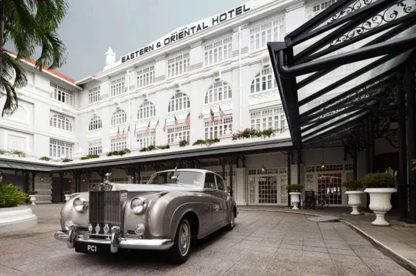 Eastern & Oriental hotel entrance