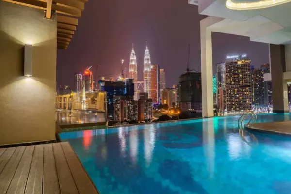 Tamu Hotel & Suites, Kuala Lumpur - Pool Area