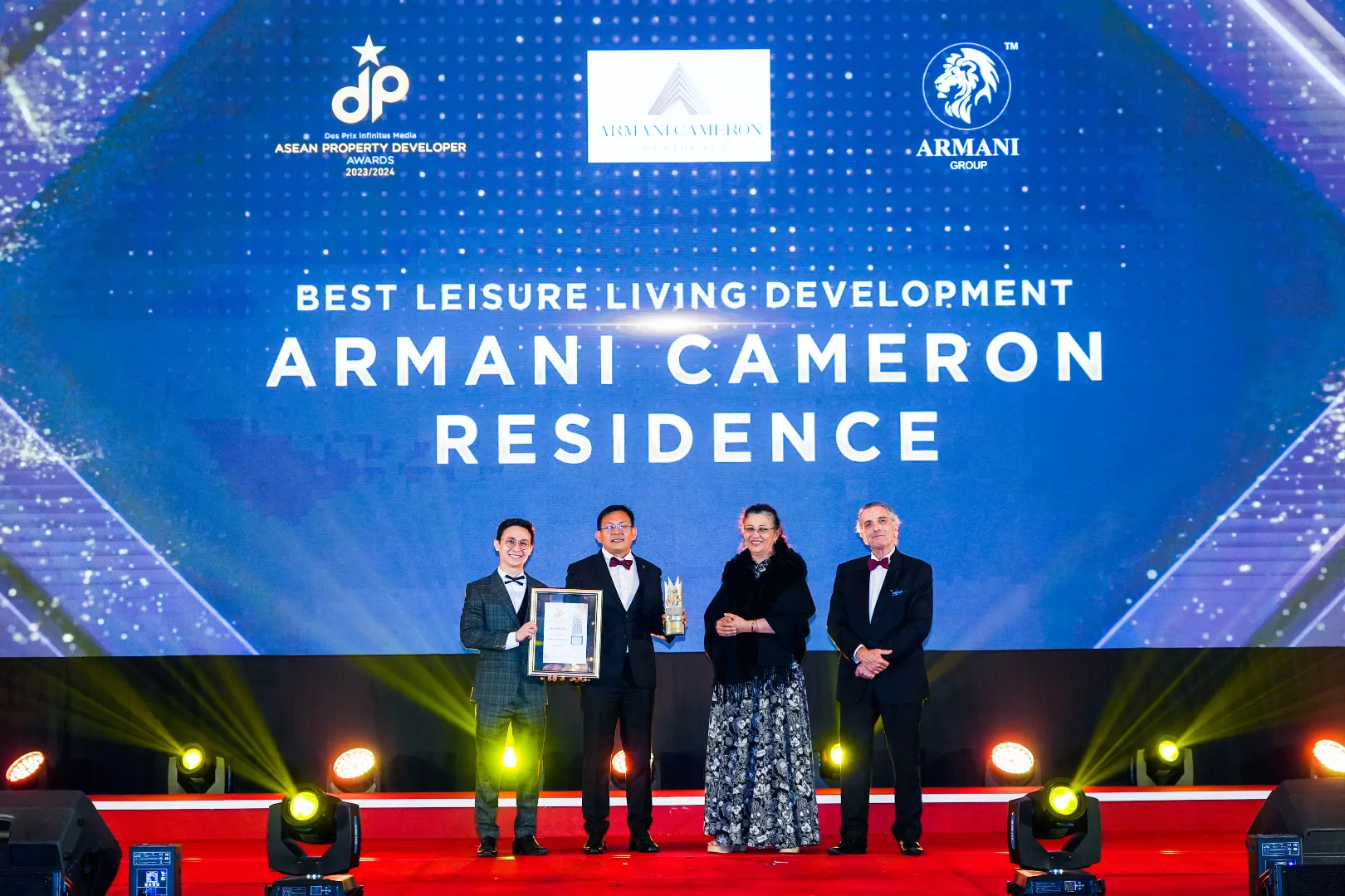 Armani Cameron Residence by Armani Group - Best Leisure Living Development 2023/2024 - Dato' Sri Azlan Bin Azmi (Managing Director) receives award - Winner's Image