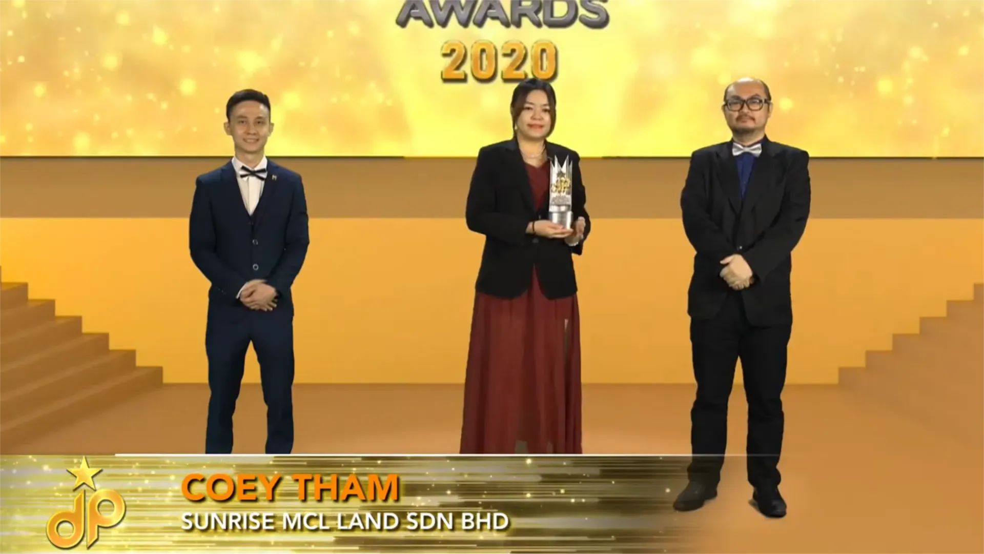 Broadhill Residence by Sunrise MCL Land Sdn Bhd - Best Landscape Residence Design Development 2020 - Coey Tham (Head of Sales & Marketing) receives award - Winner's Img