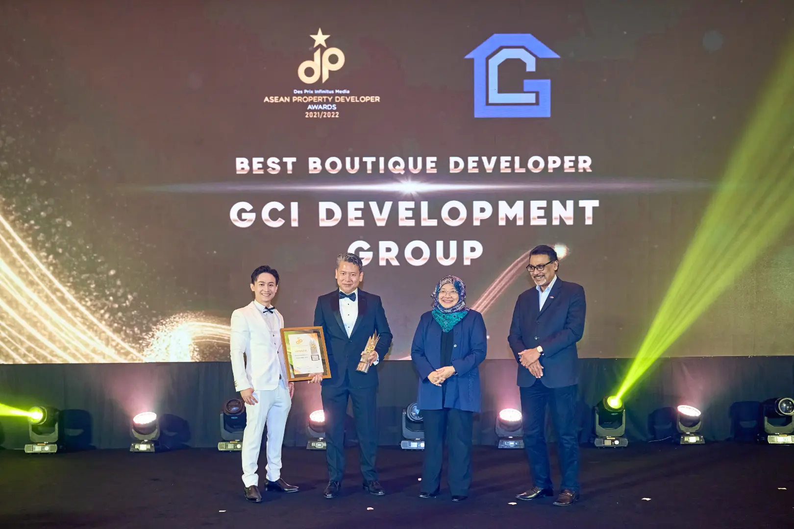 GCI Development Group - Best Boutique Developer 2021 2022 – Walter Chew (Managing Director & CEO) receives award - Winner's Image