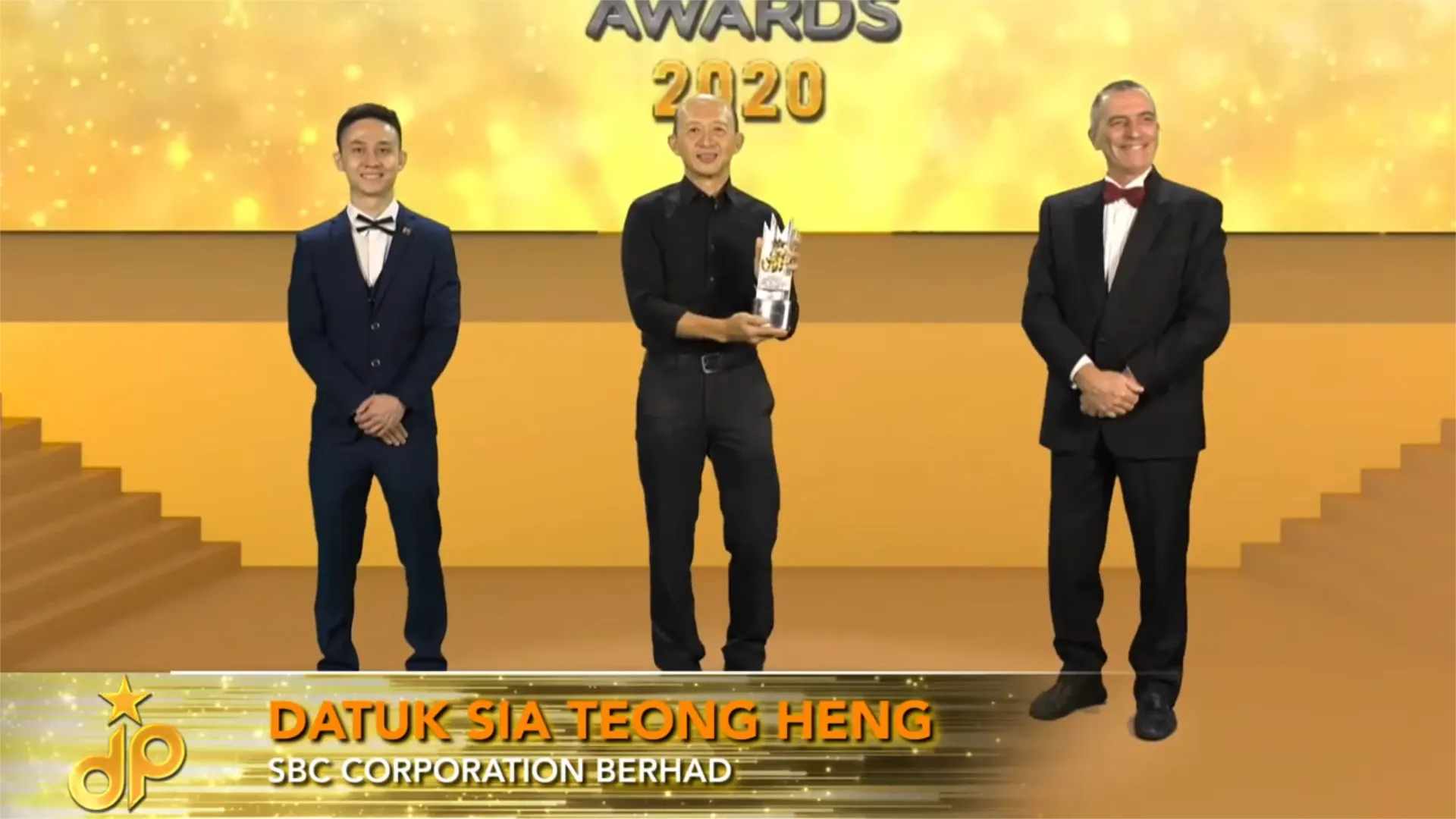 Jesselton Quay by SBC Corporation Berhad - Best Overseas Destination Development - East Malaysia 2020 - Datuk Sia Teong Heng (Managing Director cum CEO) receives award - Winner's Image