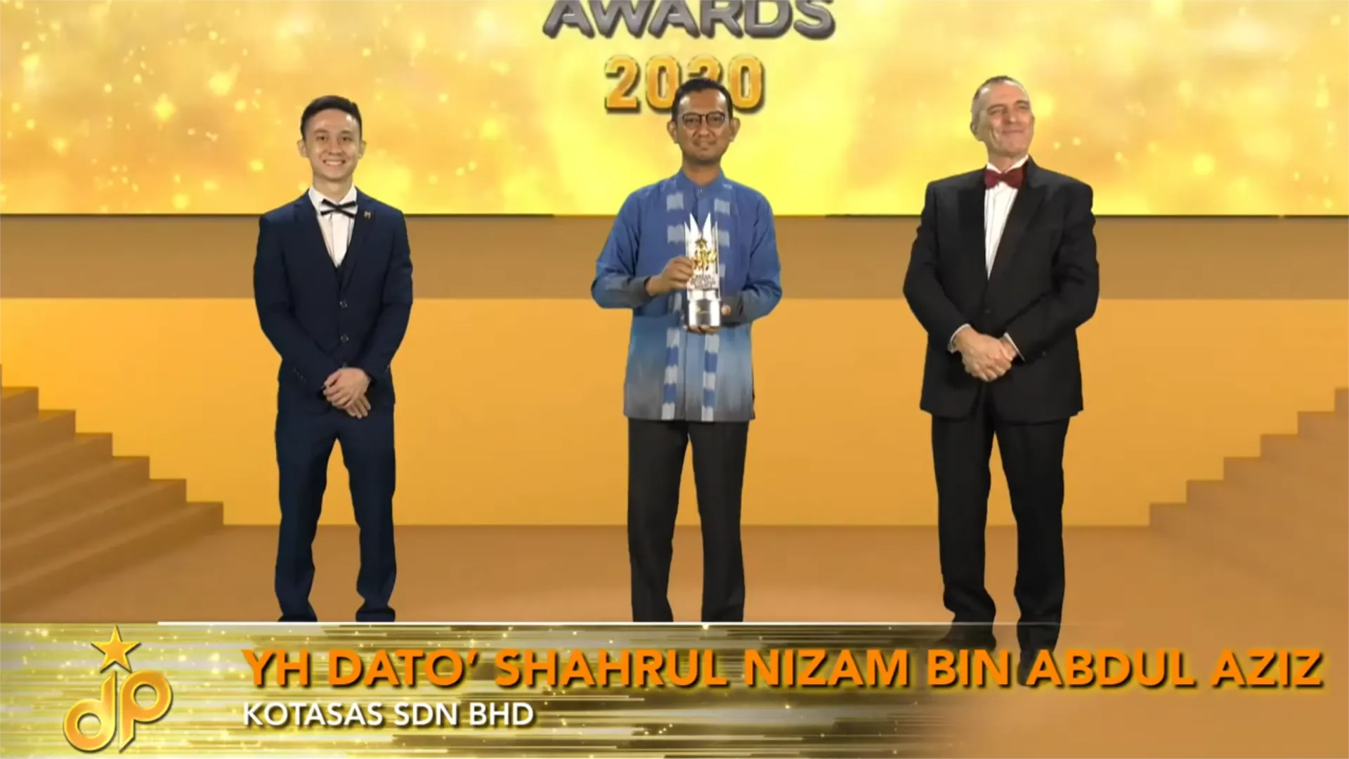 KotaSAS by KotaSAS Sdn Bhd - Best Integrated Township Development 2020 - YH Dato’ Shahrul Nizam bin Abdul Aziz (Group CEO) receives award - Winner's Image