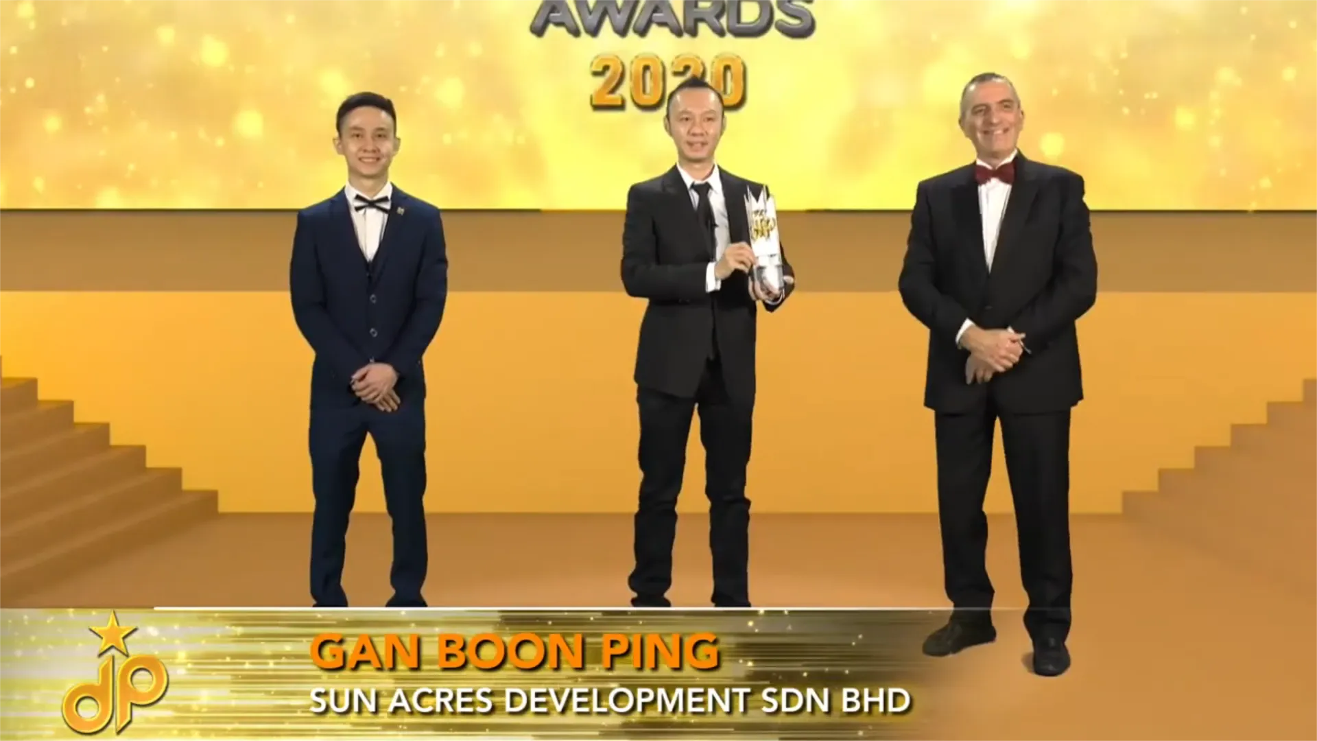 Laguna Residence by Sun Acres Development Sdn Bhd - Best Boutique Lifestyle Development 2020 - Gan Boon Ping (Sales & Management Director) receives award - Winner's Image
