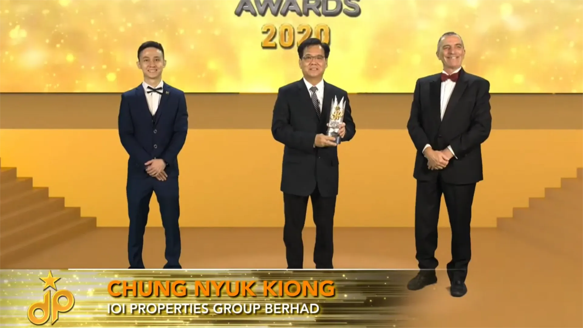 The Cruise by IOI Properties Group Berhad - Best Modern Living Development 2020 - Chung Nyuk Kiong (Senior General Manager) receives award - Winner's Image